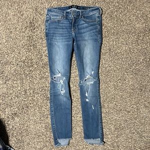 Hollister Low-Rise Super Skinny 1S W25 L28